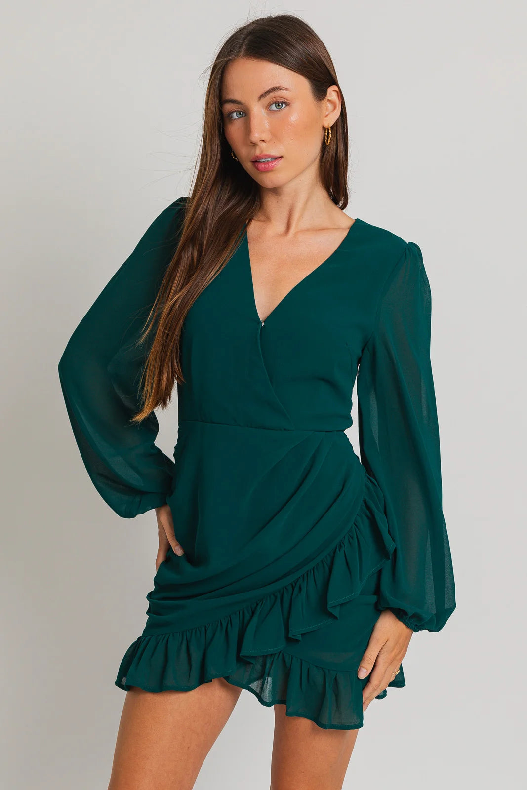 Dresses for wrap style-Ruffle Ruched Detail Wide Sleeve Chiffon Mini Dress