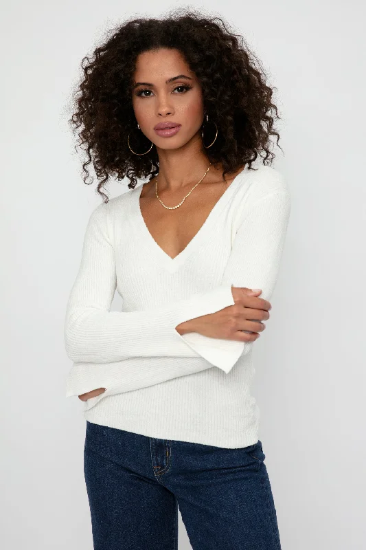 Sweaters with tied necks-Mattia V-Neck Sweater in Ecru