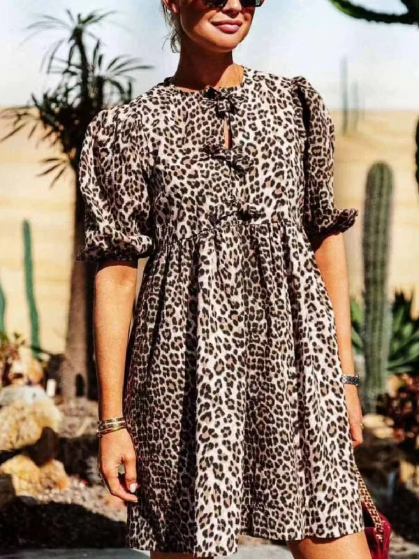 Dresses for durable wear-Leopard Short Sleeve Mini Dress