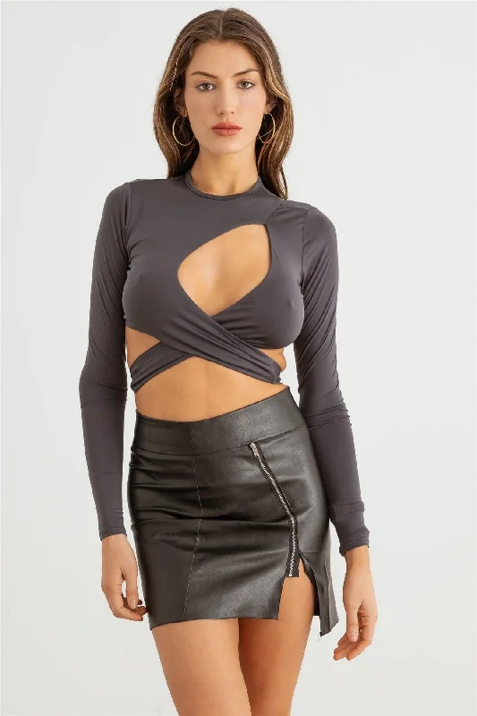 How to care for curly hair-Cut-Out Self Back Tie Long Sleeve Crop Top