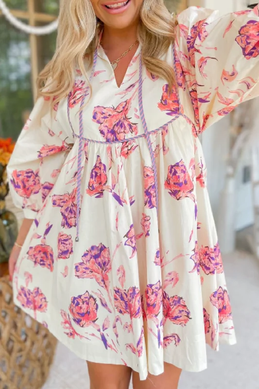 Dresses with short sleeves-Tied Flower Printed Three-Quarter Sleeve Dress