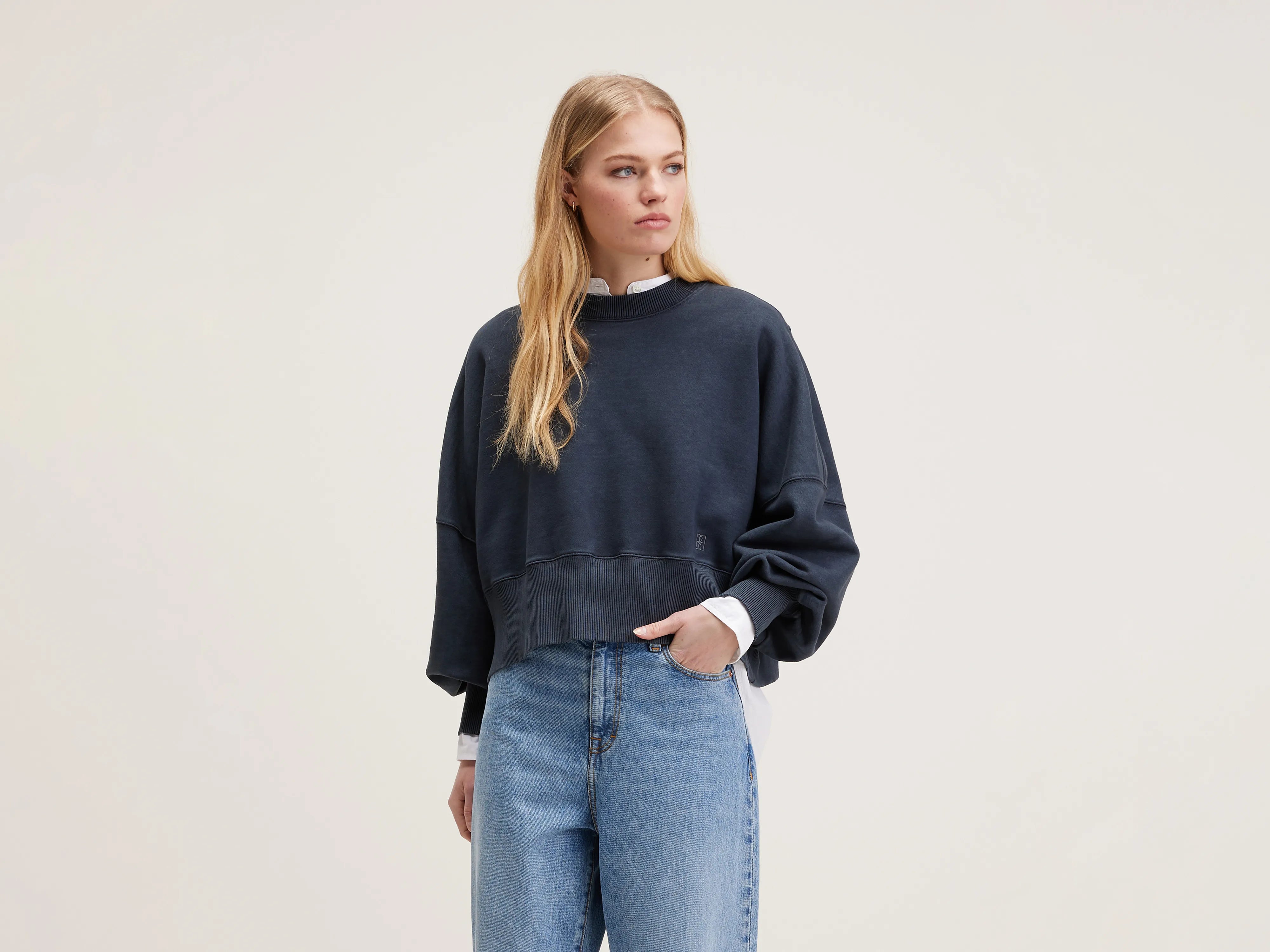 Hoodies & Sweatshirts rain-Salva cropped sweatshirt (242 / W / BLACK BEAUTY)