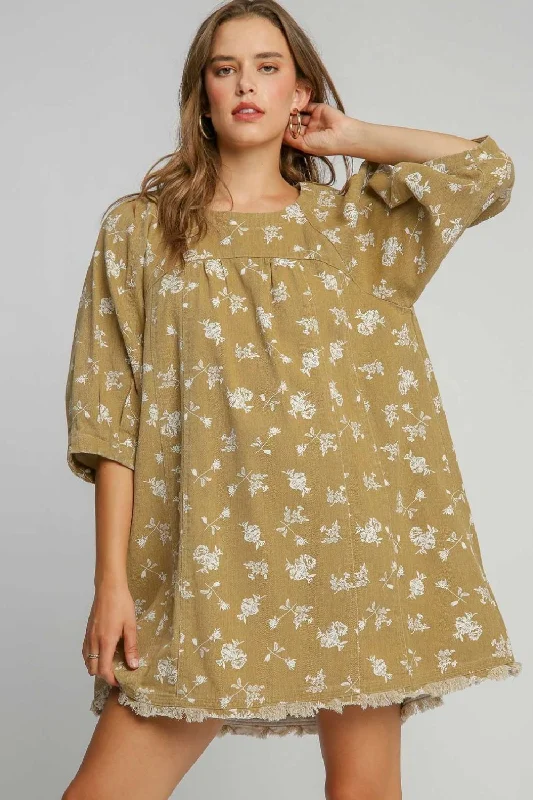 Dresses for red carpet-Umgee Raw Hem Floral Print Round Neck Denim Dress