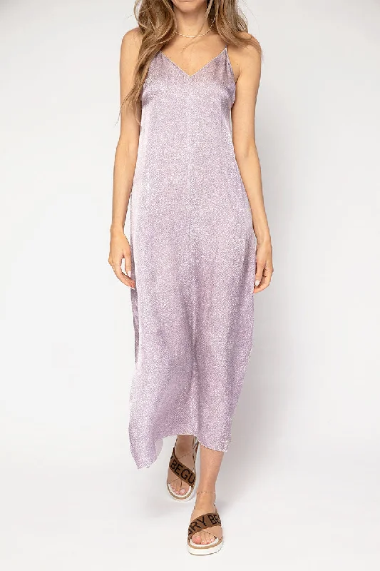 Dresses for destination weddings-Cloquet Silk Satin Slip Dress in Lilac Twinkle Print