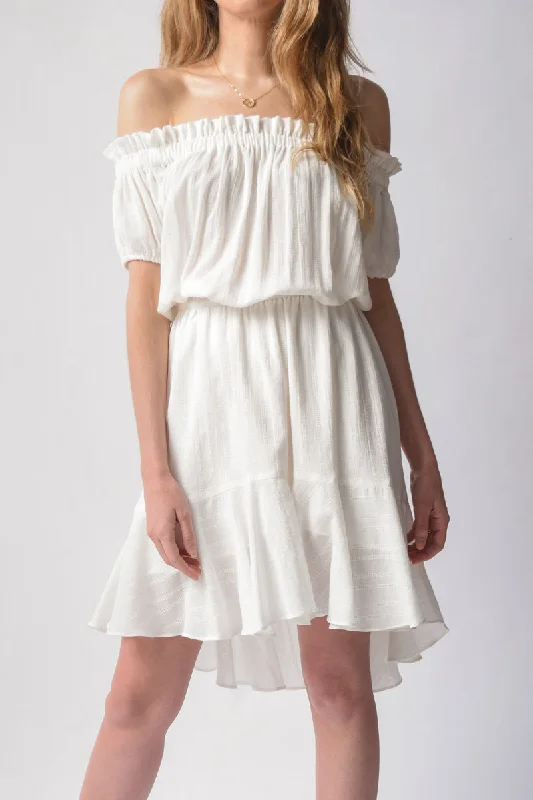 Dresses for international events-Niara Short Sleeve Peasant Dress in White