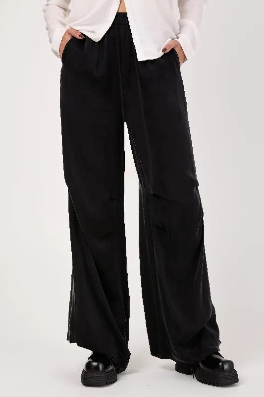 Bottoms for cool style-Cupro Wide Pants in Black