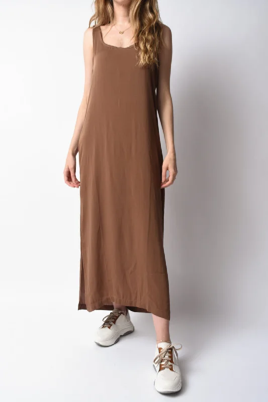 Dresses for travel abroad-Silk Tank Maxi Dress in Cocoa