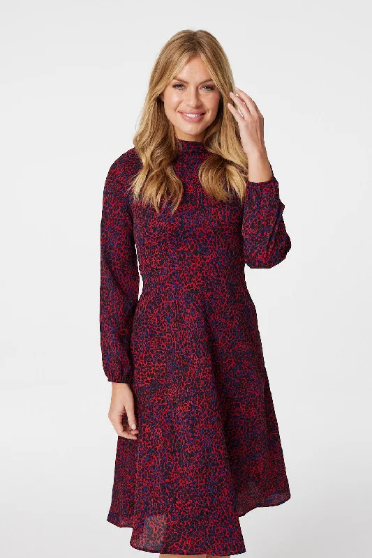 Dresses with velvet fabric-Crepe Turtle Neck Dress - RED